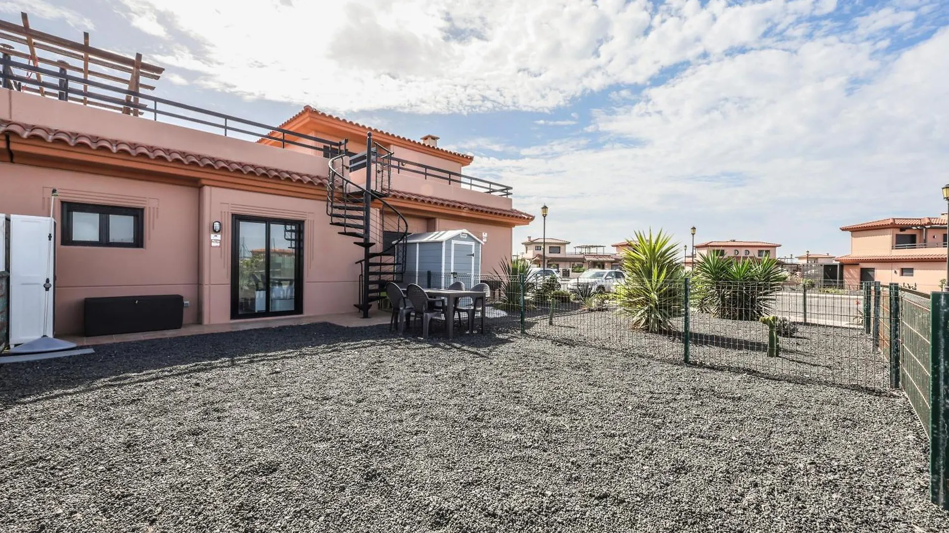 Holaola Highclass Townhouse Lajares 0*,